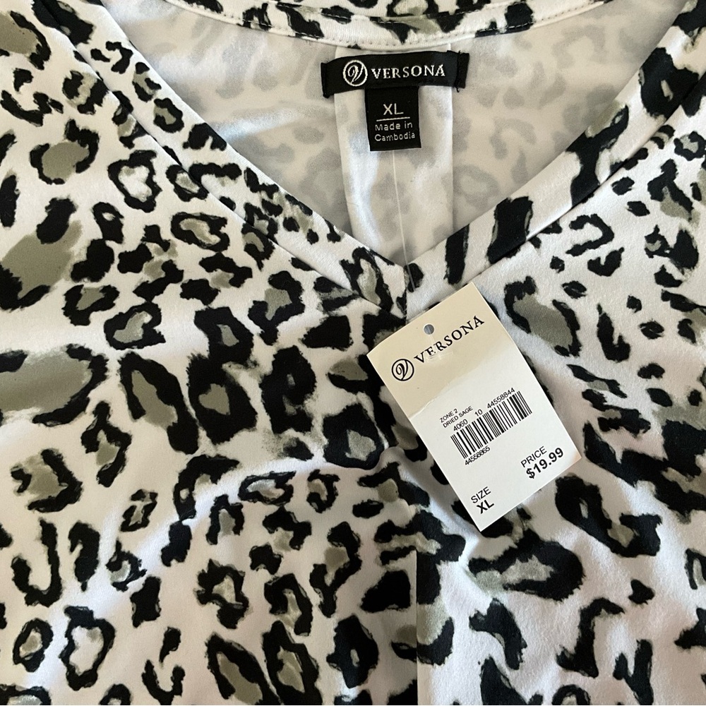 Versona Leopard Print Top, Cheetah V-Neck Tee, XL, NWT - Picture 6 of 6